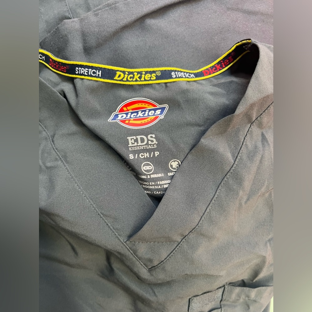 Dickies Scrubs